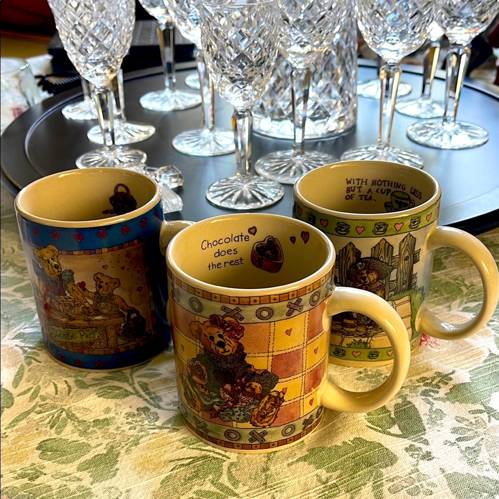Charming Bear-Themed Mugs Set - the Boyds collection mugs set of 3